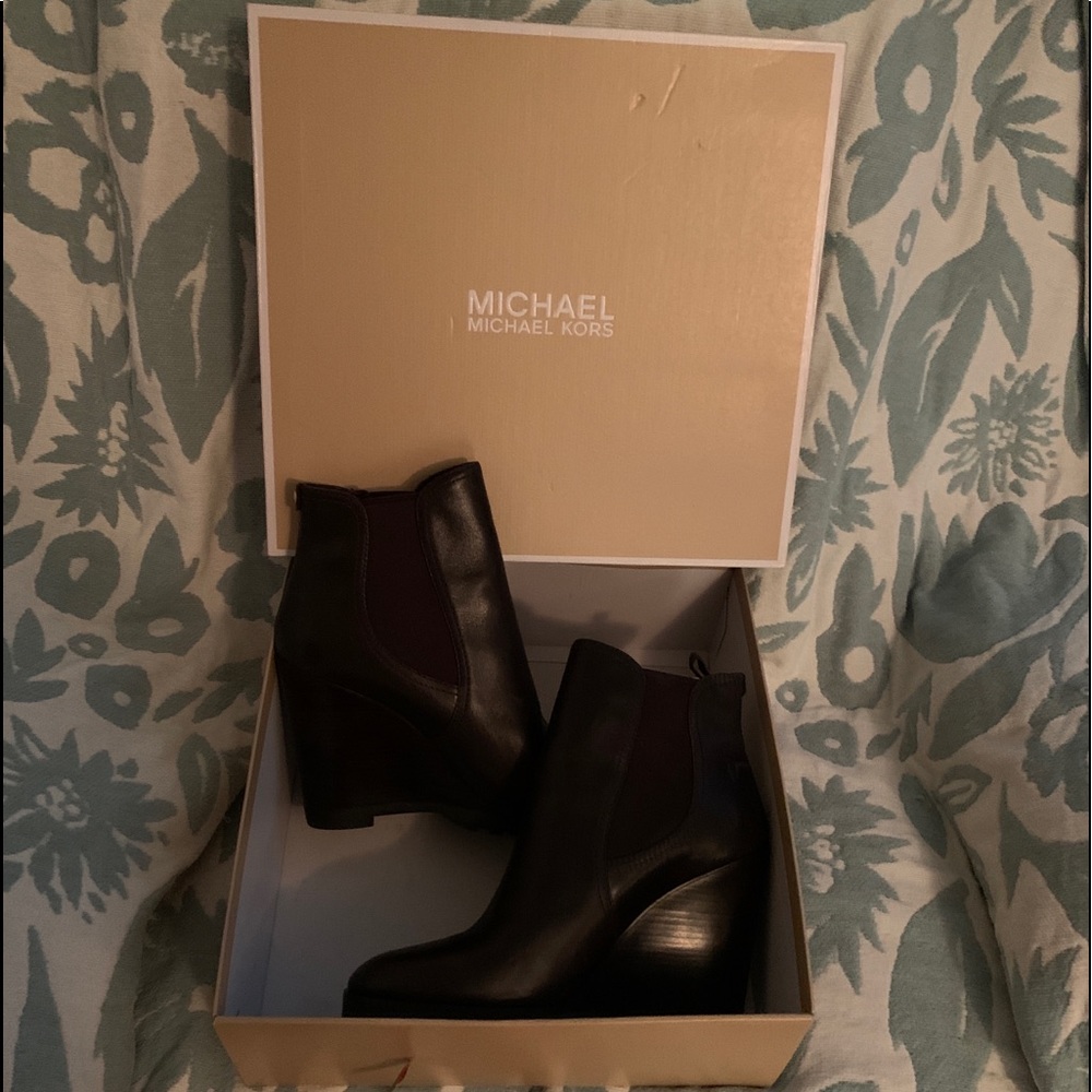 Sold 😊 Michael Kors booties